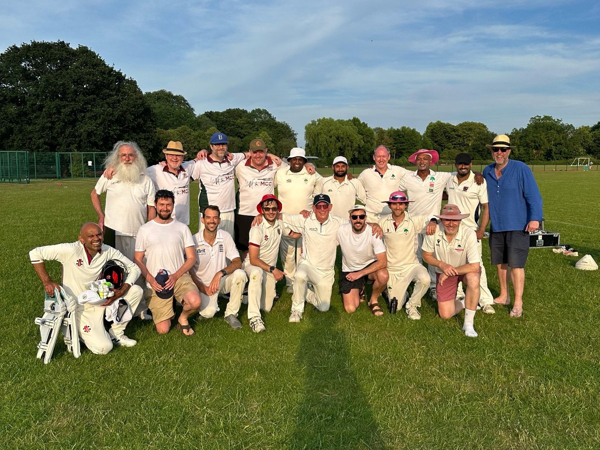Both teams come together for a celebratory picture.